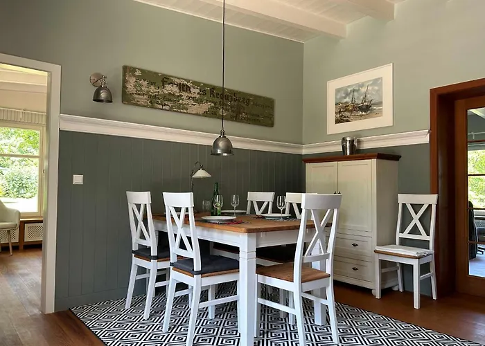 Altes Forsthaus בופארד